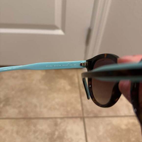 Tiffany & Co TF4164 8015/3B Cat Eye Blue Havana Sunglasses NIB #313 - Picture 2 of 3